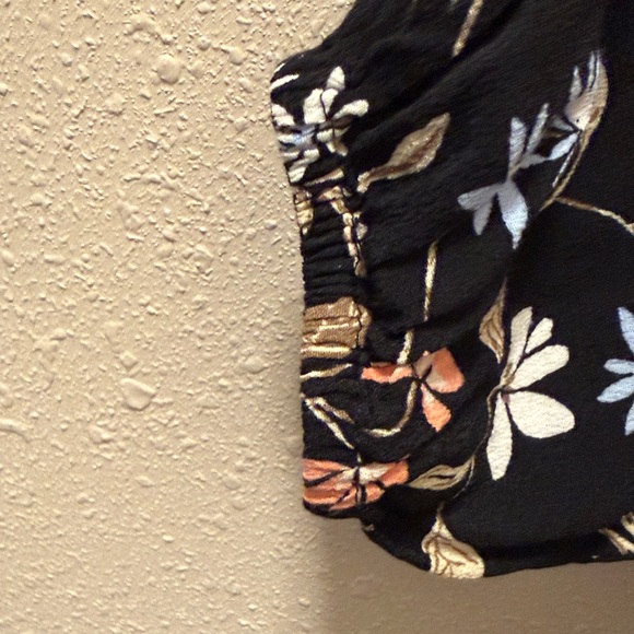 LOFT Black Blouse with Floral Design - Picture 5 of 5